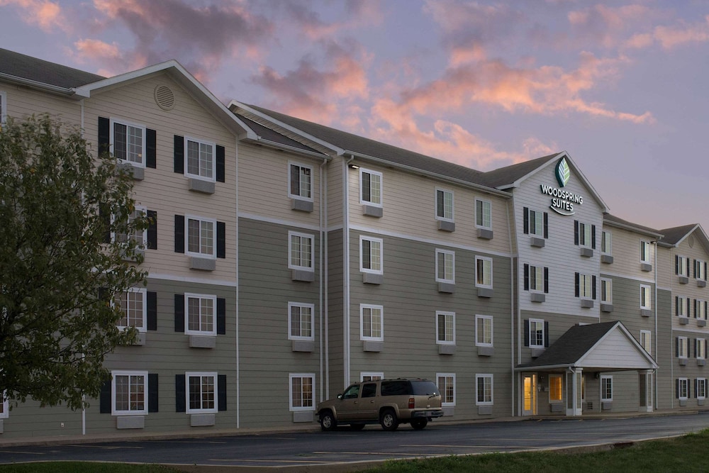 WoodSpring Suites Champaign near University 1/38