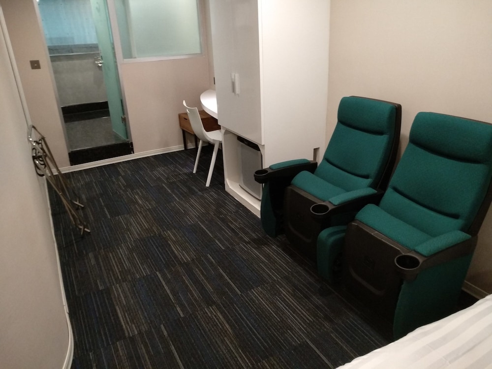 Ximen Airline Hotel 28/45