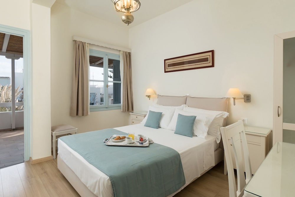 Perigiali Hotel 9/50