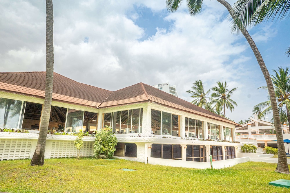 Sun N Sand Beach Resort 45/50