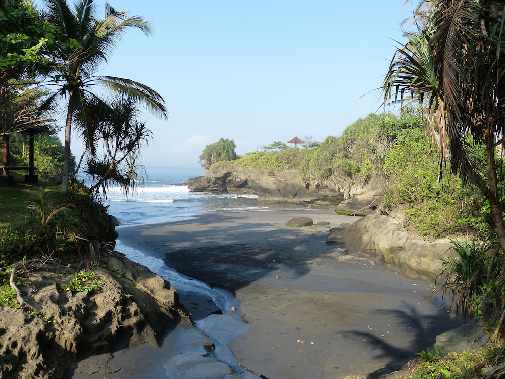 GAJAH MINA BEACH RESORT 35/50