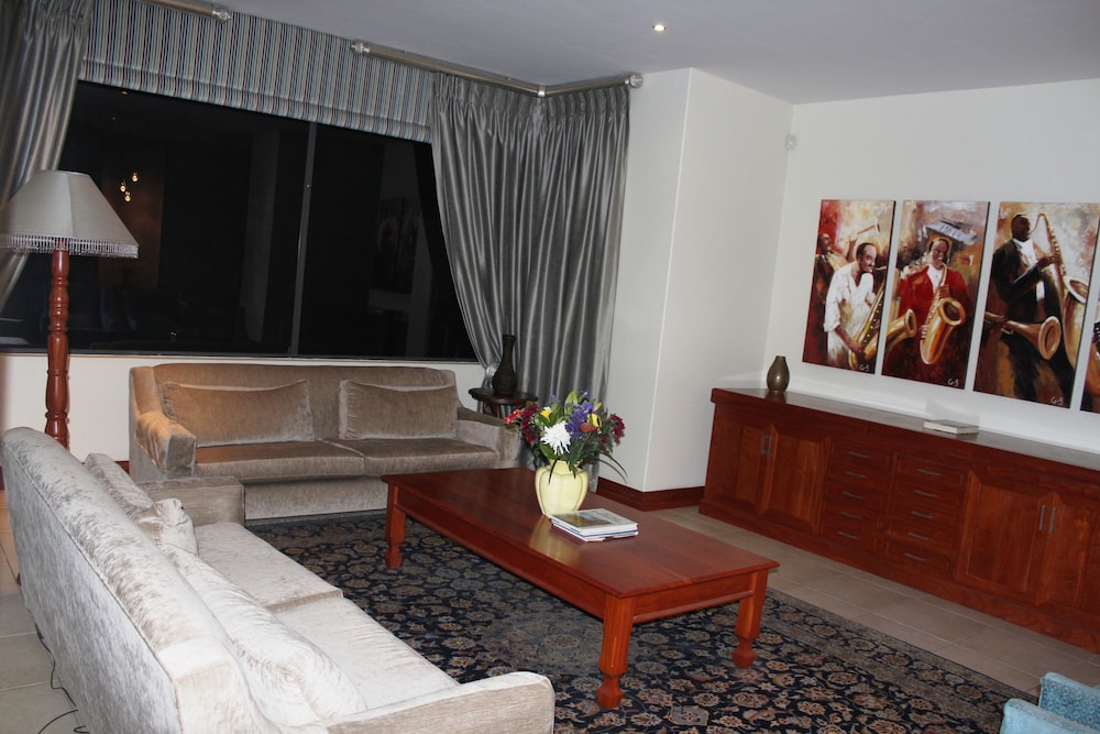 The Links Corporate Guest House 5/50