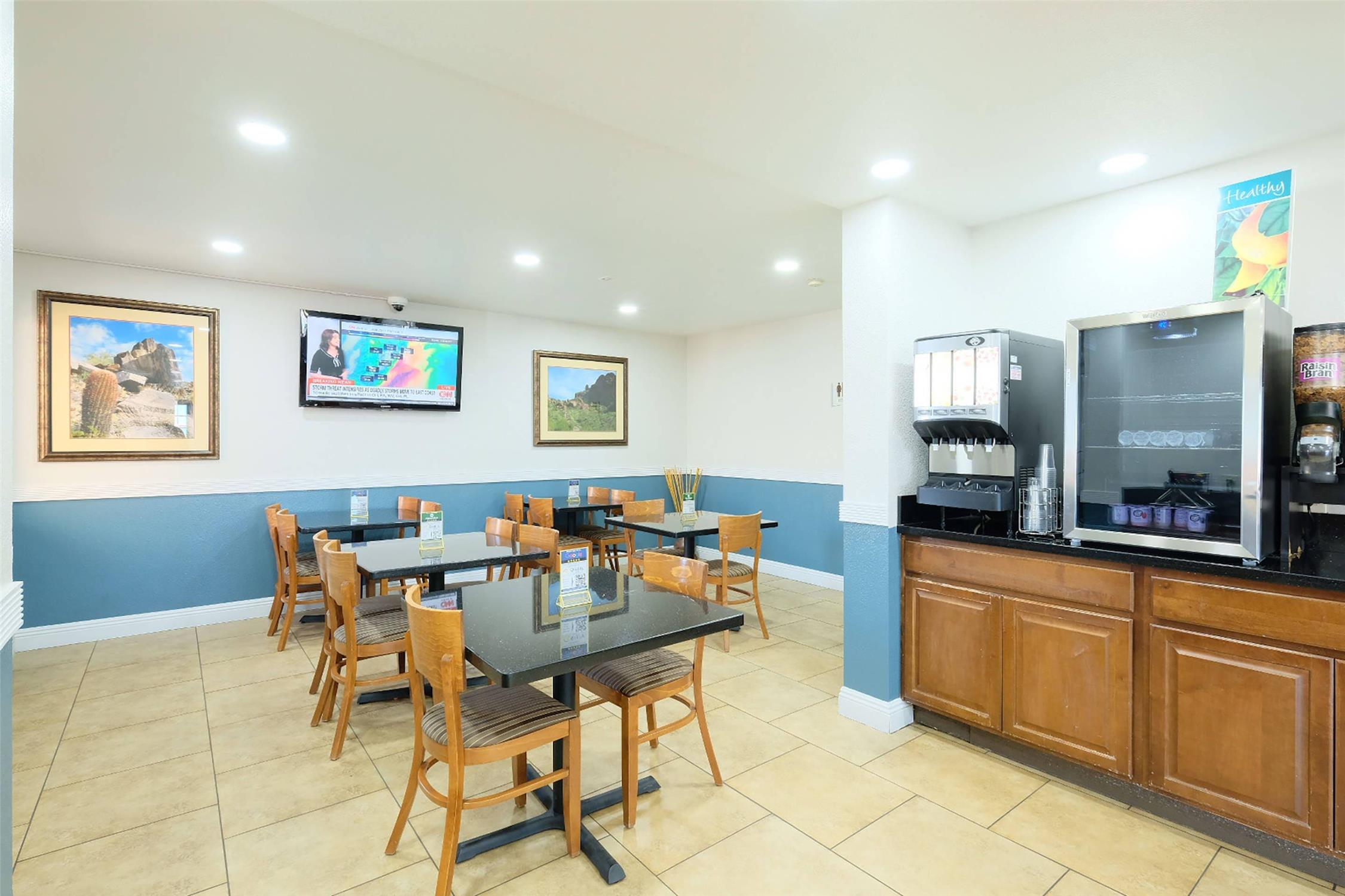 Quality Inn Holbrook Near Petrified Forest 24/33