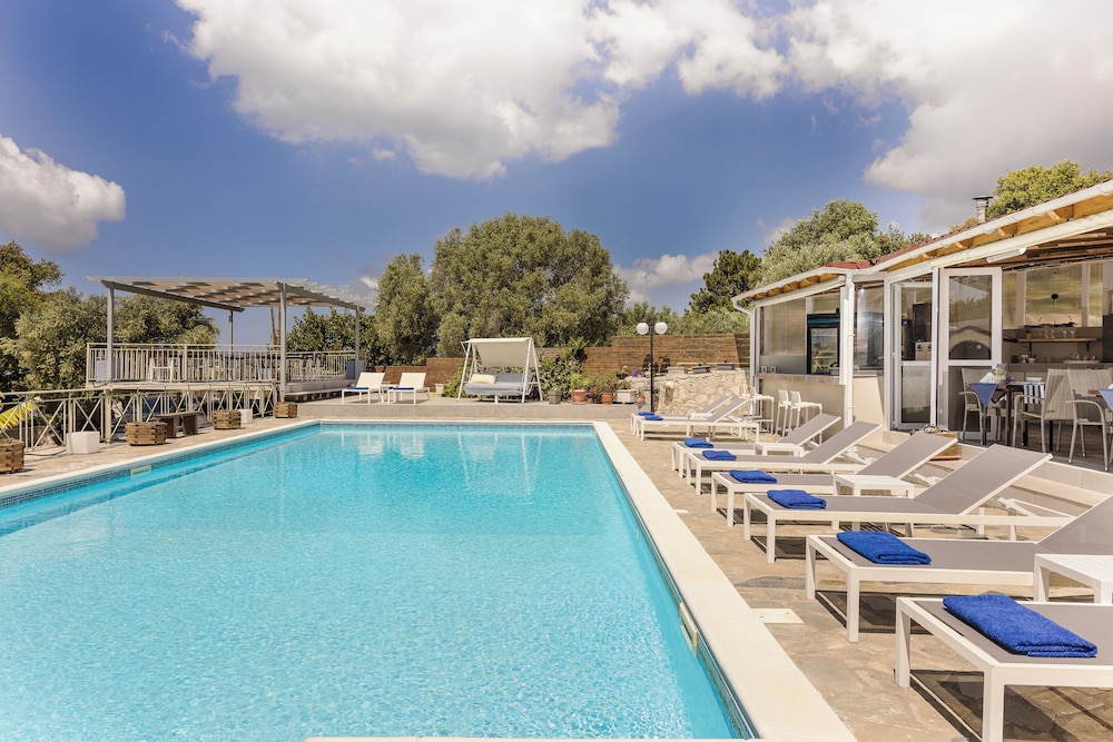 Panorama Fanari Studios Apartments 52/77