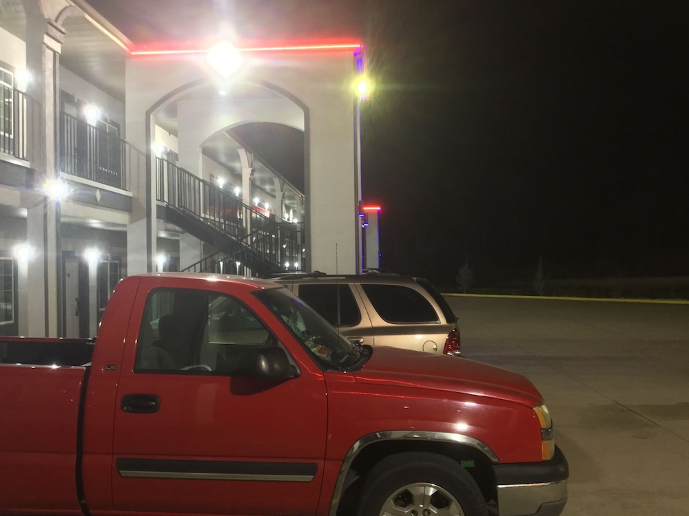 Muskogee Inn And Suites 18/30