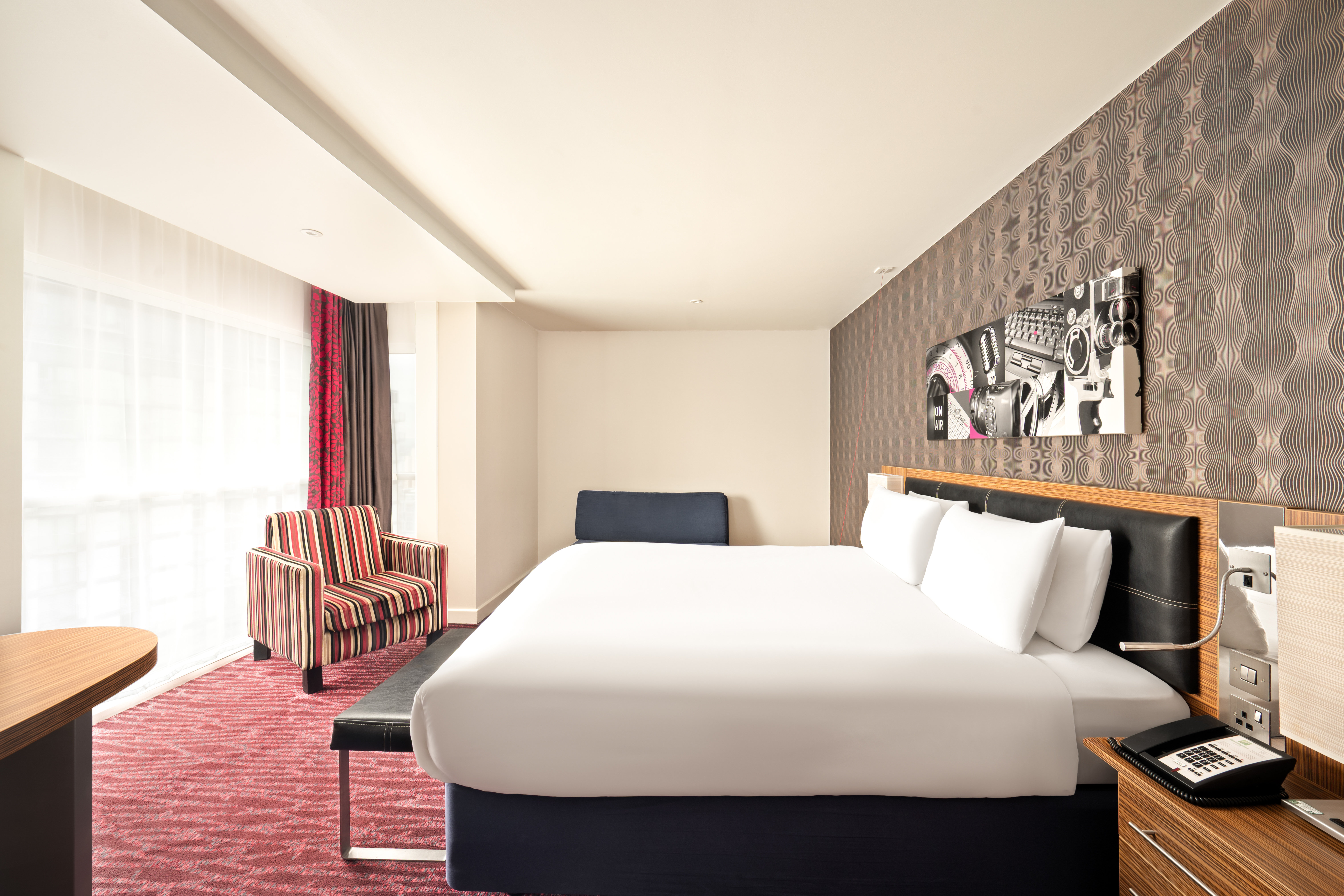 Holiday Inn Manchester Media City Uk 14/50
