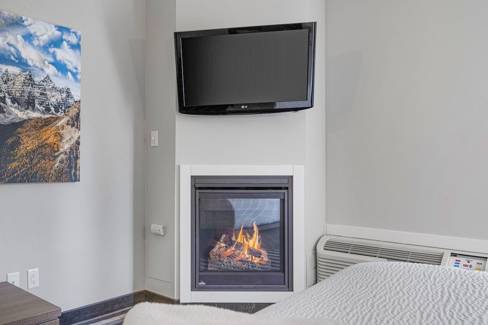 Northwinds Hotel Canmore 40/47