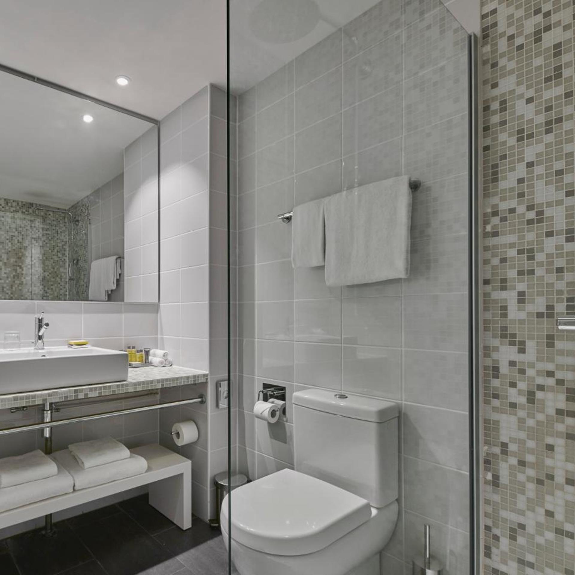 جناح جونيور تنفيذي بسرير كينج، The Hague Marriott Hotel 6/6