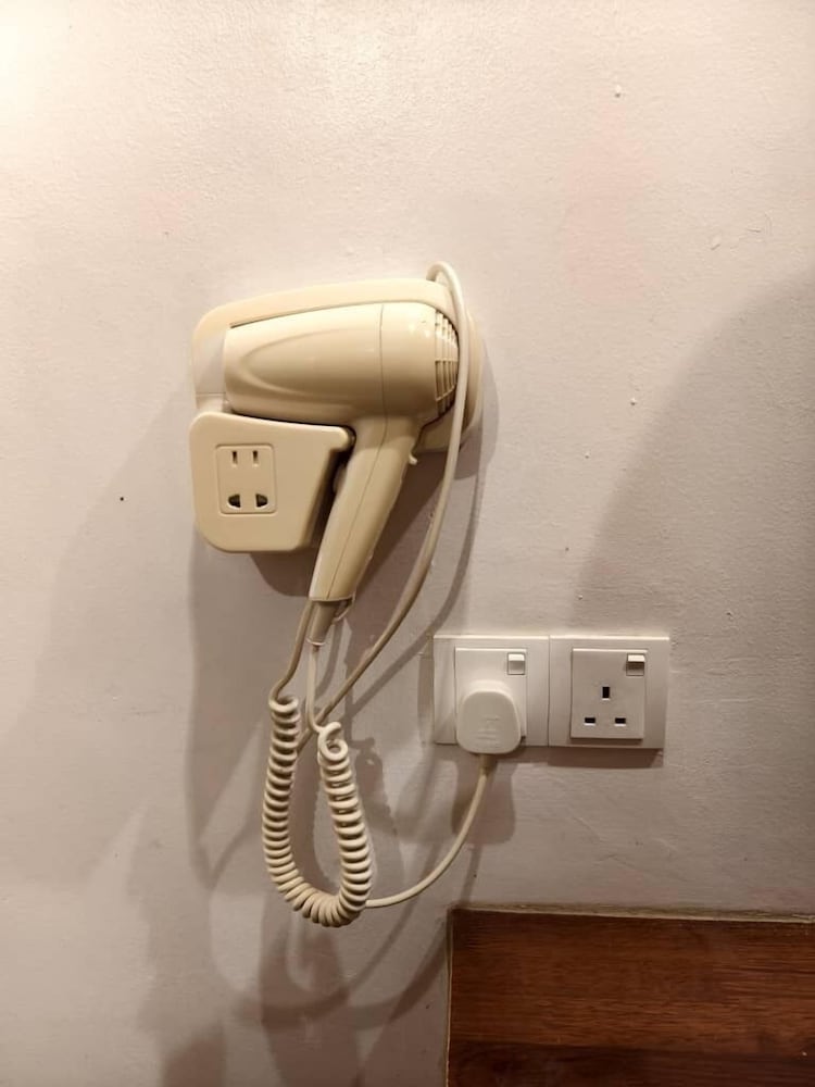 レッド イン コート 写真2