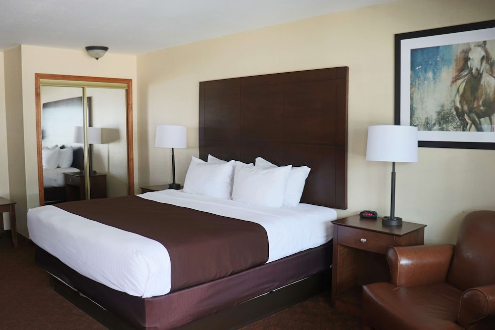 Best Western George West Executive Inn 11/30