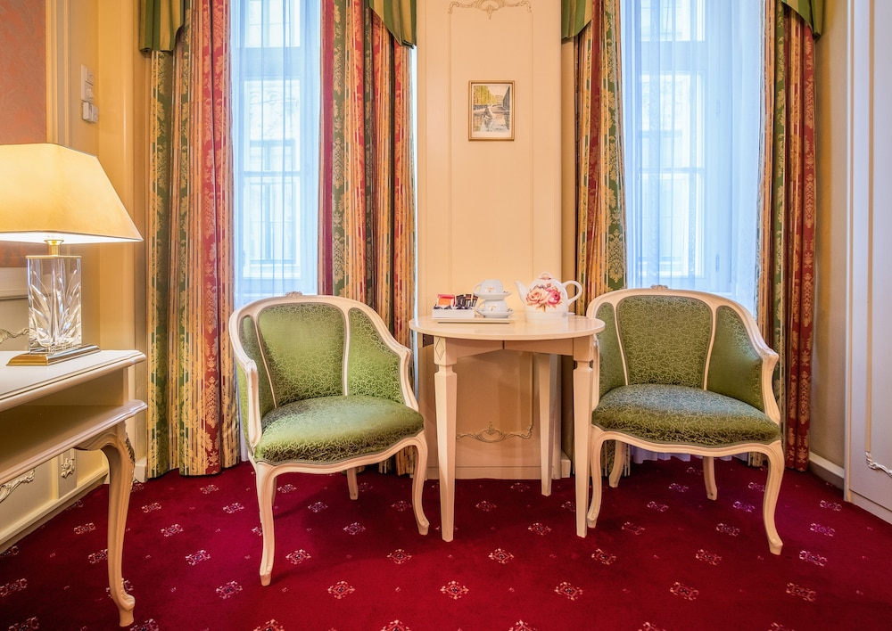 Schlosshotel Romischer Kaiser 21/32
