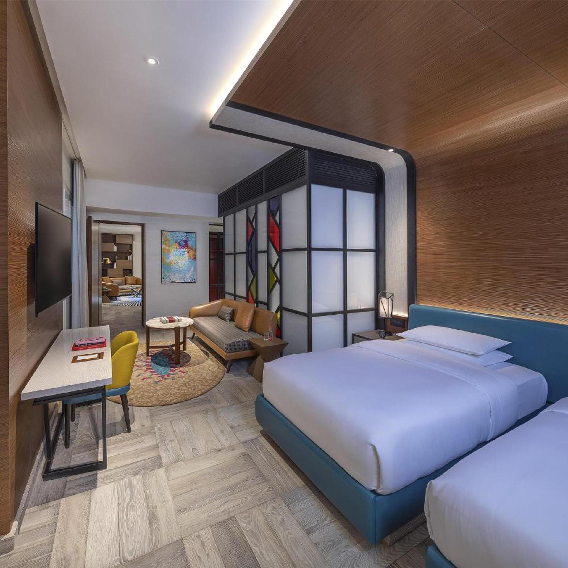 Junior Suite, Single Bed, Courtyard View