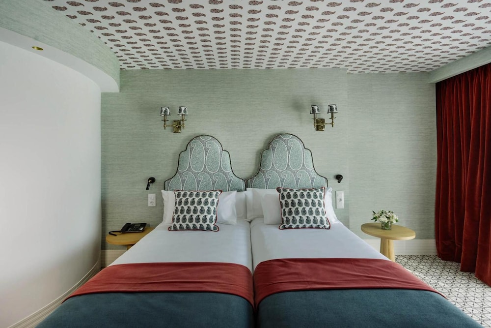 Casa Verbena Madrid, Outset Collection by Hilton 13/46