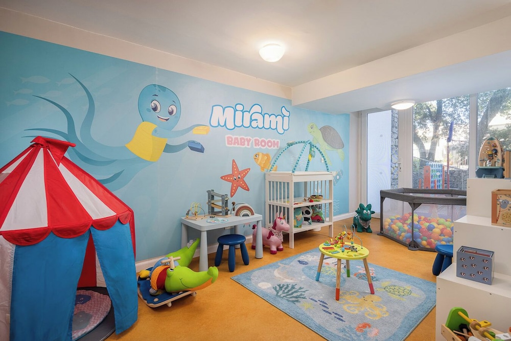 Aminess Vival Port9 Resort 40/50