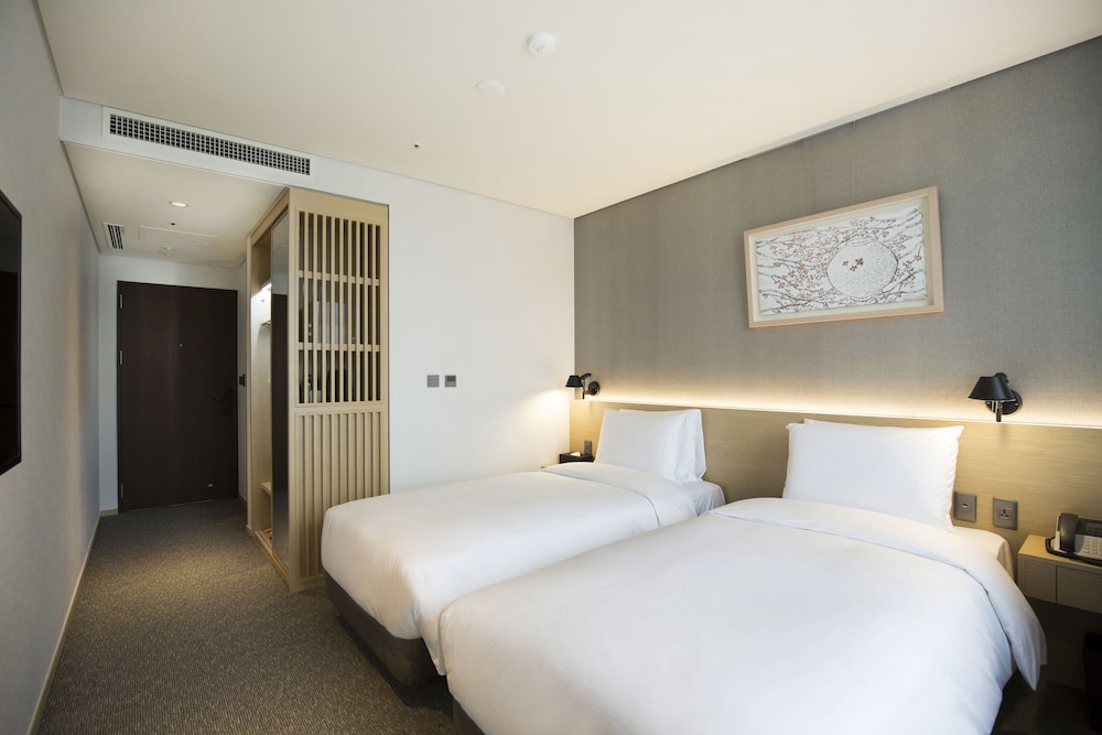 Arirang Hill Hotel Dongdaemun 12/55