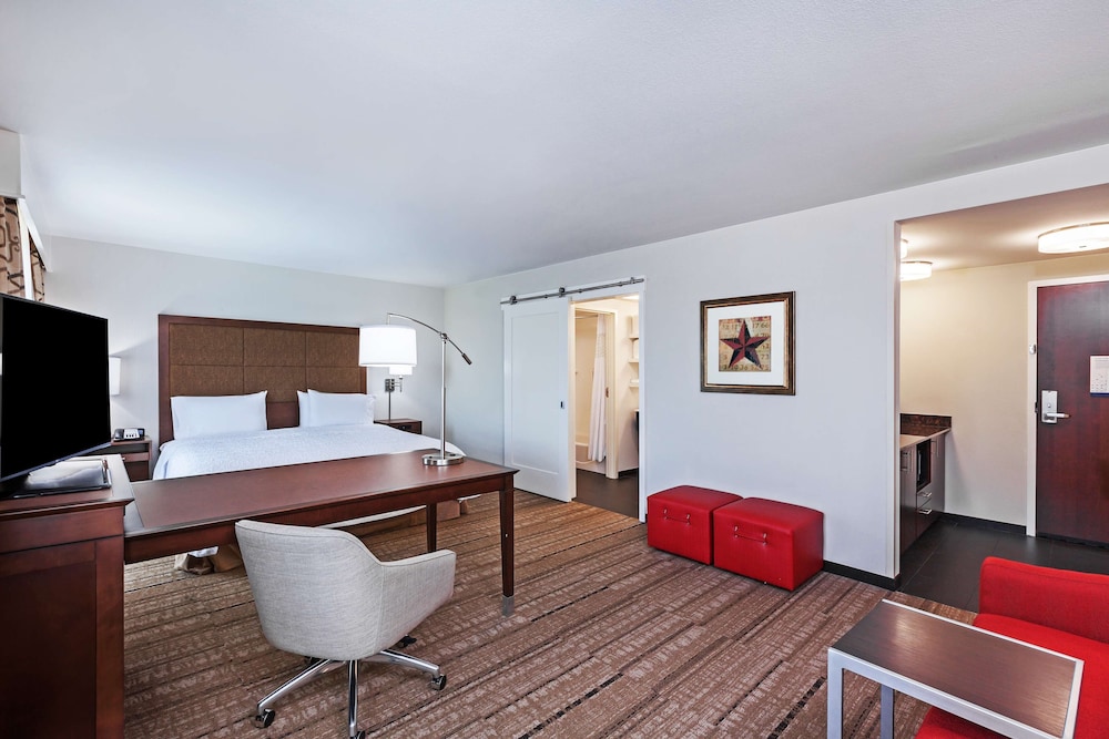 Hampton Inn & Suites Houston I-10 West Park Row 17/42