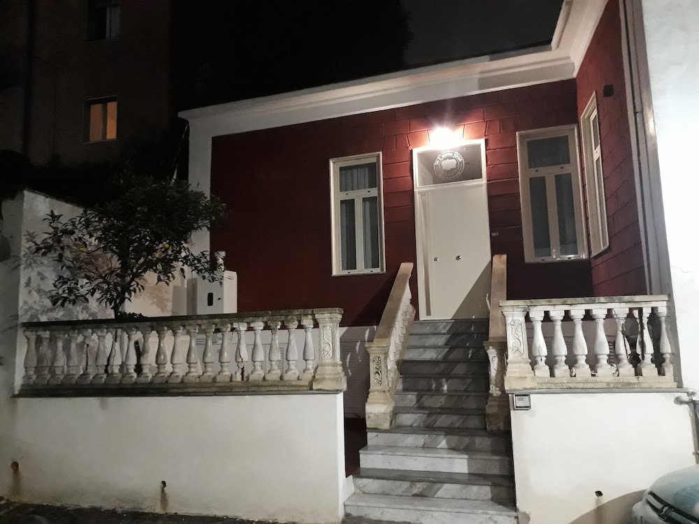La Casina Rossa 9/50