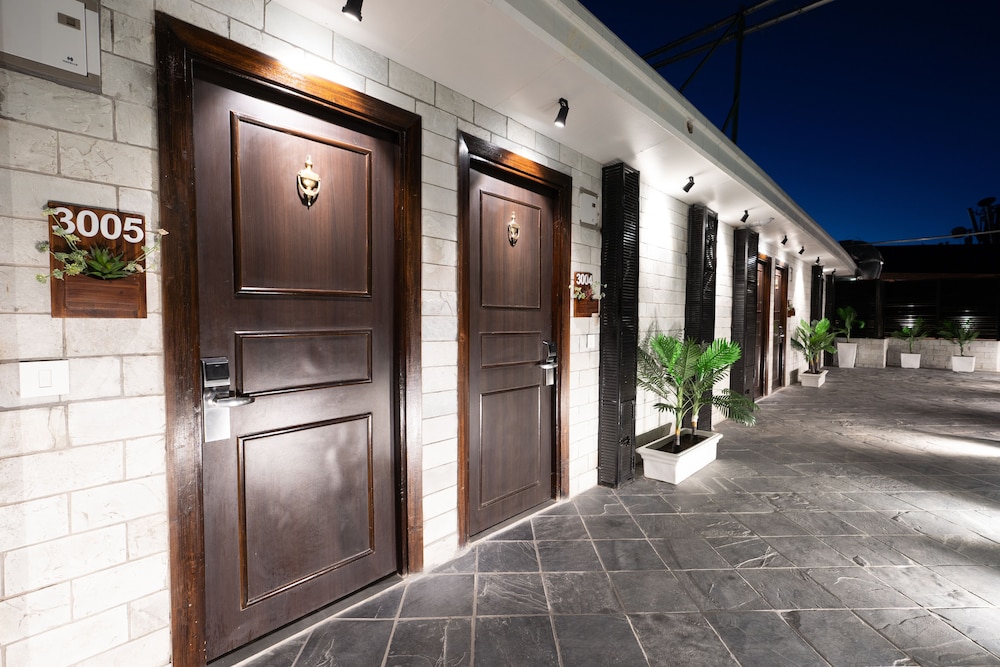 Sterling Legacy Shimla 11/69