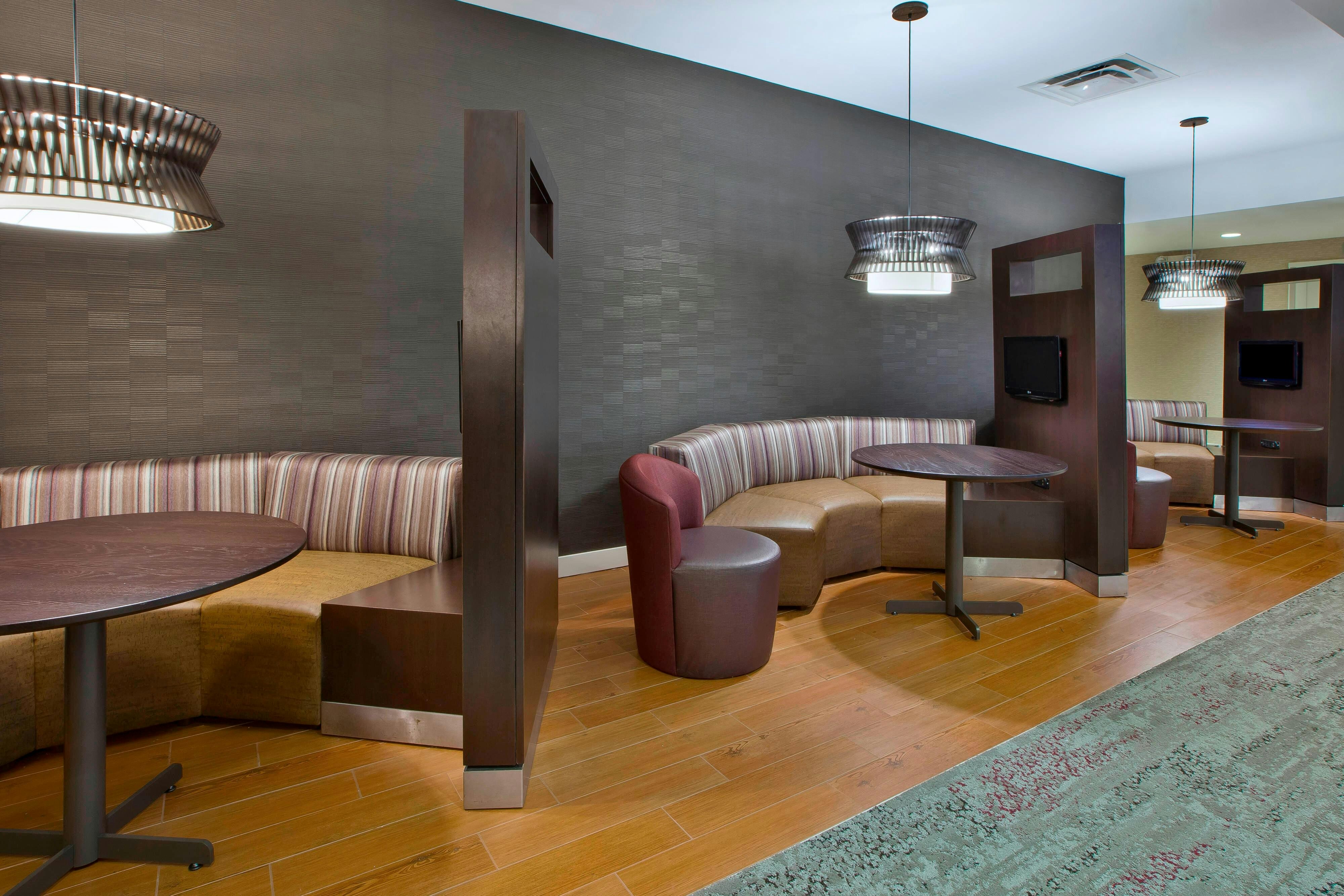 Courtyard Somerset by Marriott 9/17