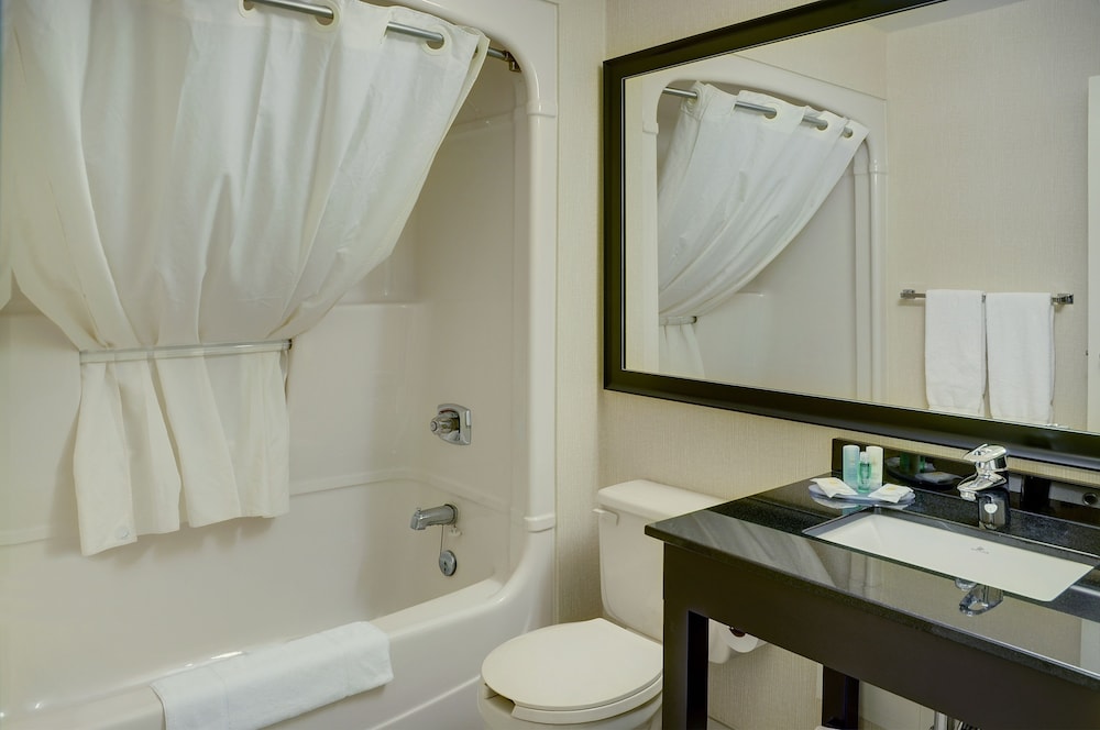 Comfort Inn Kenora, ON 10/37