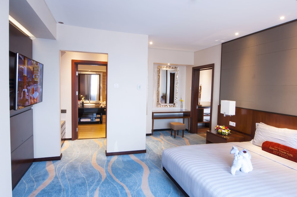 Gumaya Tower Hotel Semarang 15/73