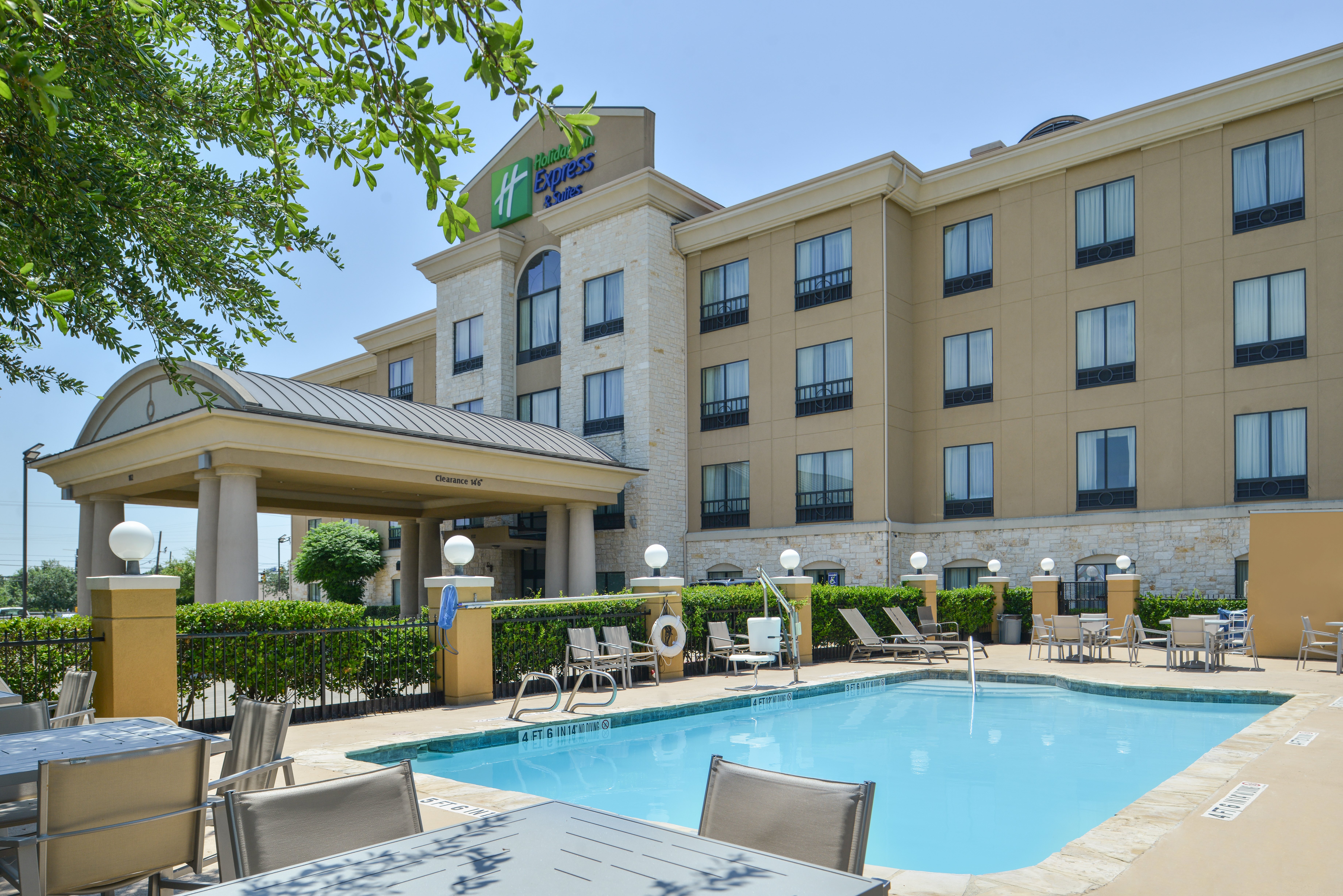 Holiday Inn Express Hotel Suites San Antonio Nw Medical Area 1/26