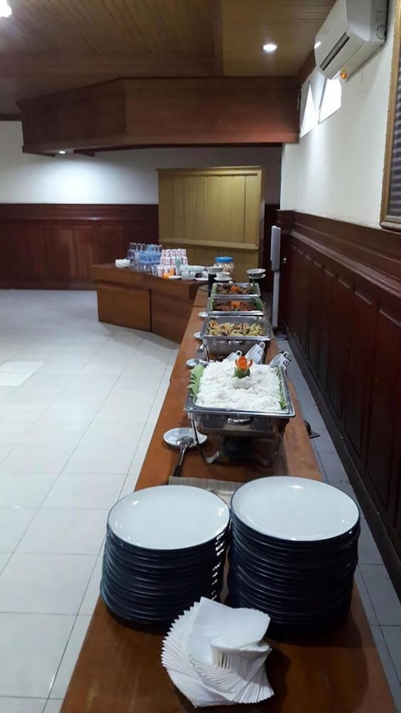 Athaya Hotel Kendari 50/51