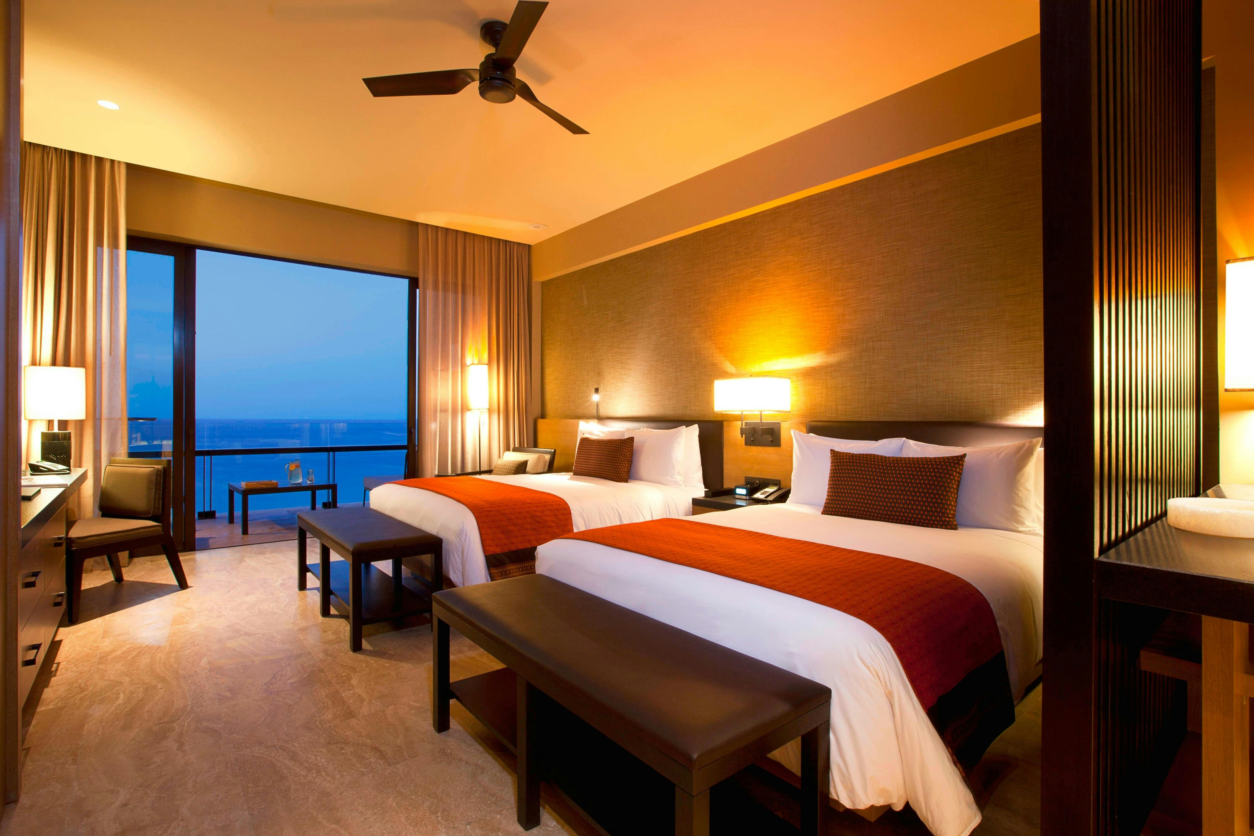 JW Marriott Los Cabos Beach Resort and Spa 8/50