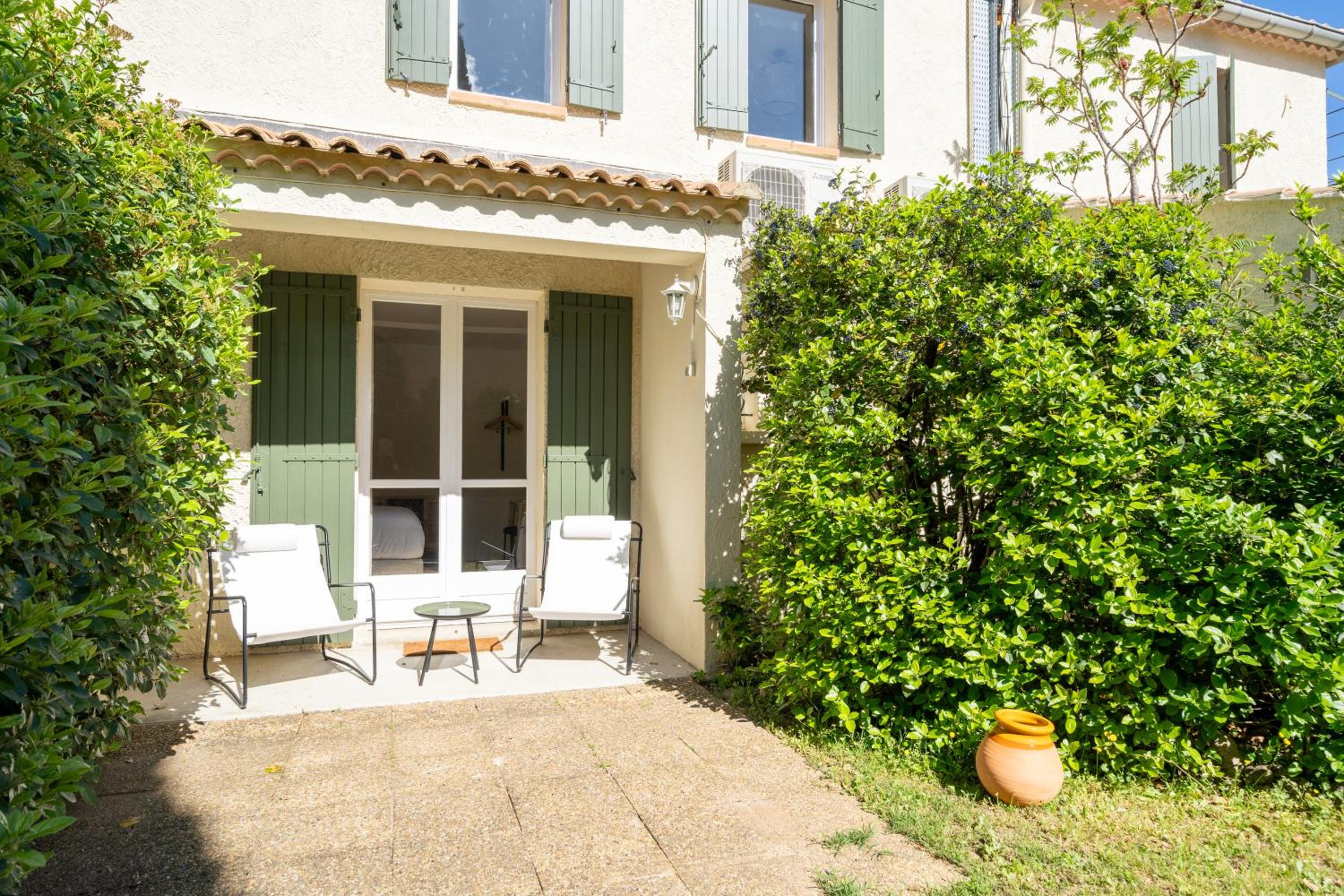 Hotel La Garrigue 44/47