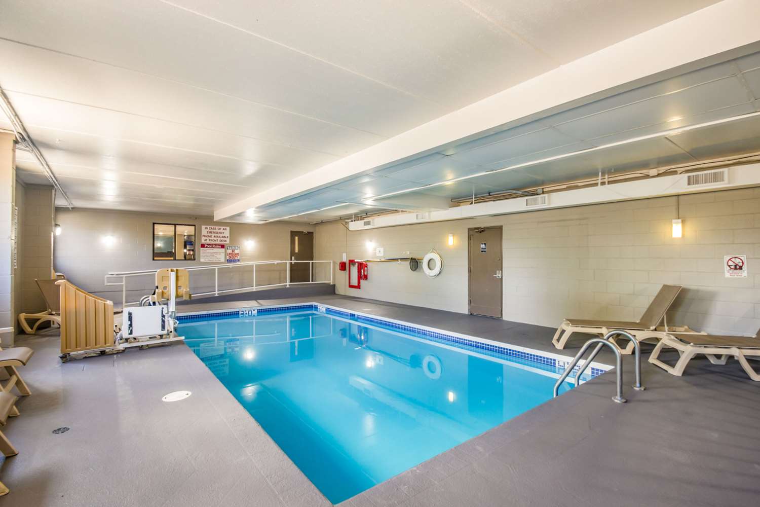 AmericInn by Wyndham Madison WI 5/14