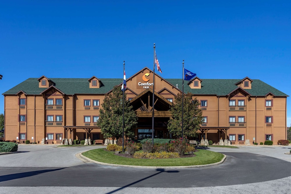 Comfort Inn St. Robert / Fort Leonard Wood 3/30