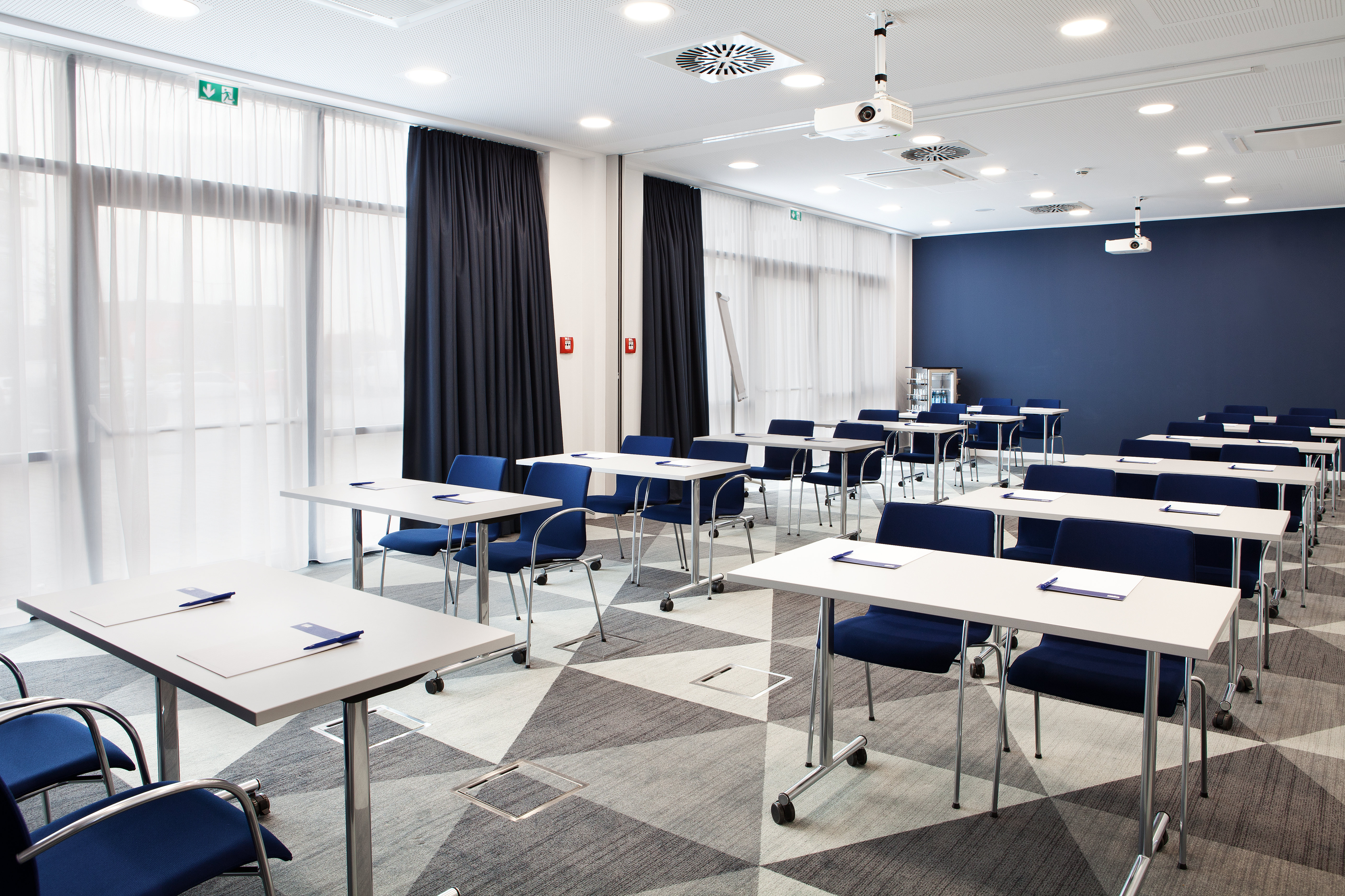 Holiday Inn Express & Suites - Basel - Allschwil, an IHG Hotel 21/28