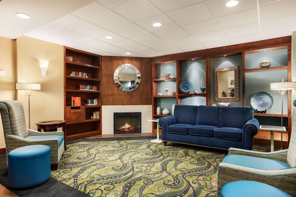 Country Inn & Suites by Radisson, Virginia Beach (Oceanfront) 29/35