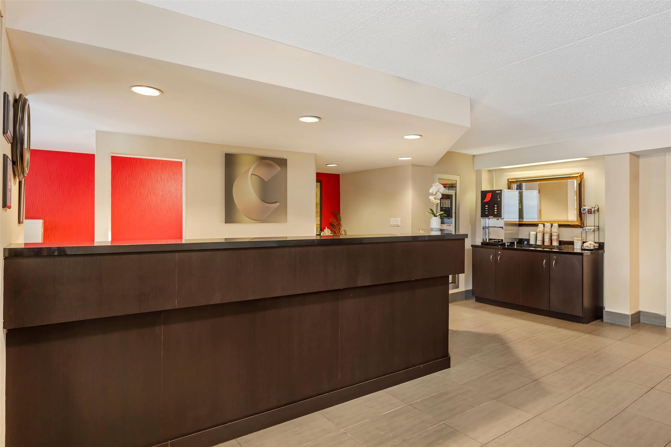 Comfort Inn Brantford 8/29