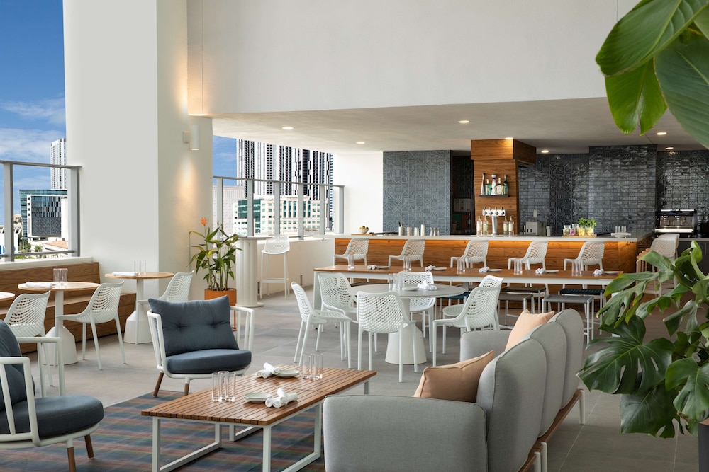 YOTEL Miami, Select by Hilton 28/50