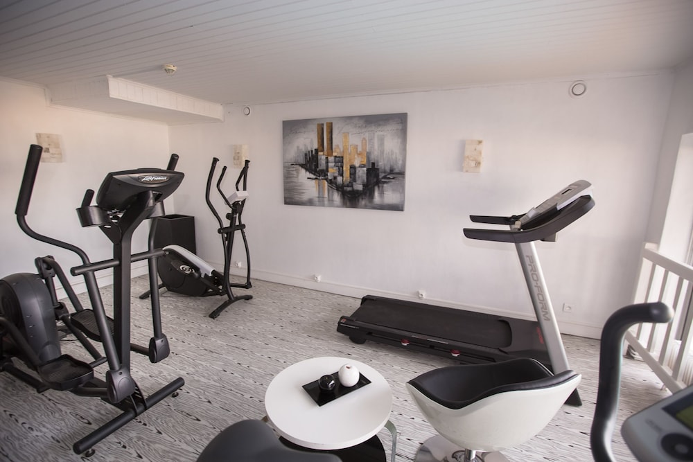 ARC HOTEL SUR MER 31/62