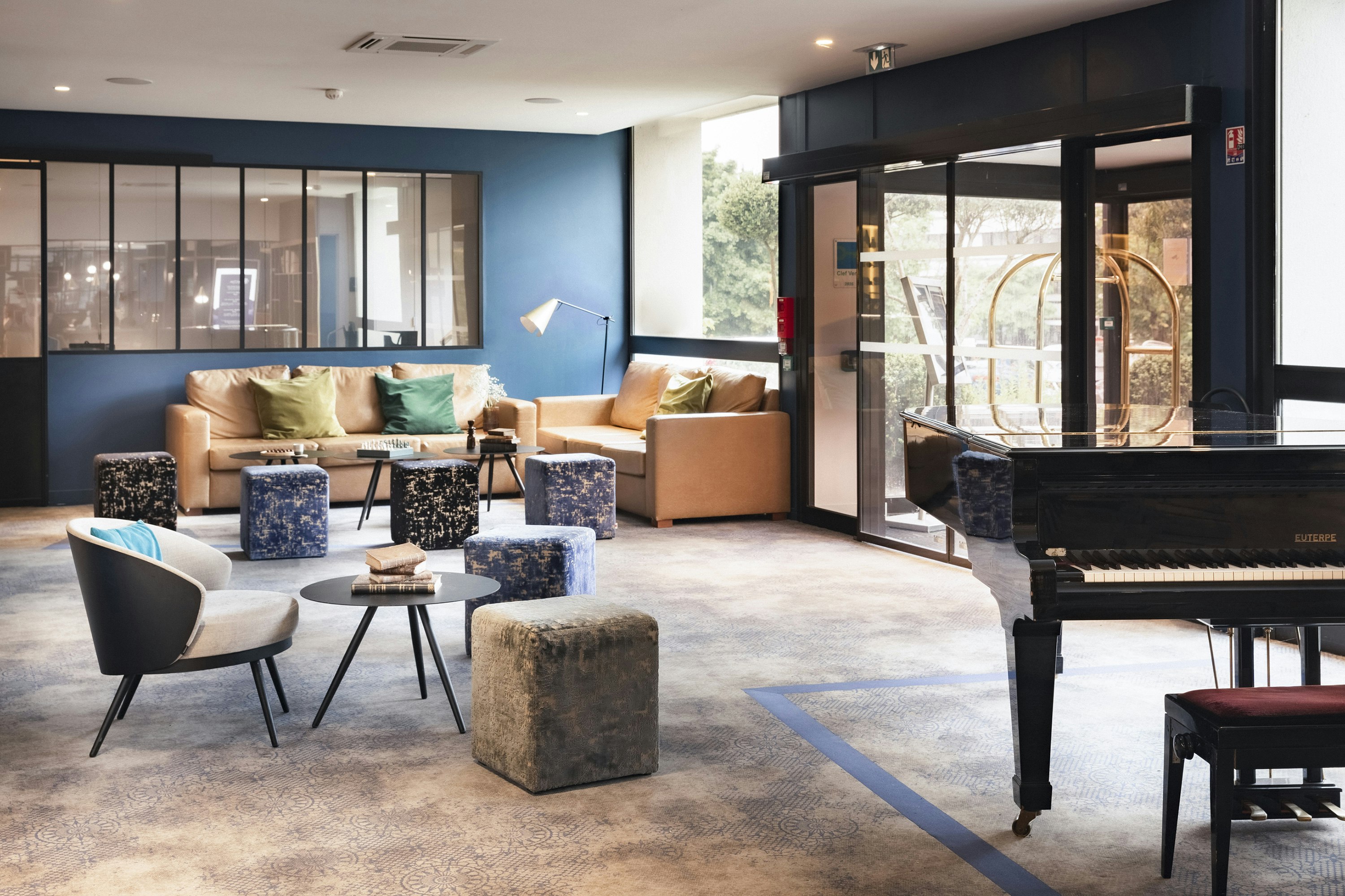 Appart City Collection Geneva Airport Ferney Voltaire 60/85