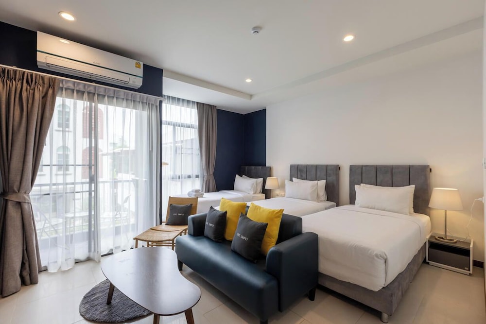 SUPERIOR, TRIPLE, 3 BEDS