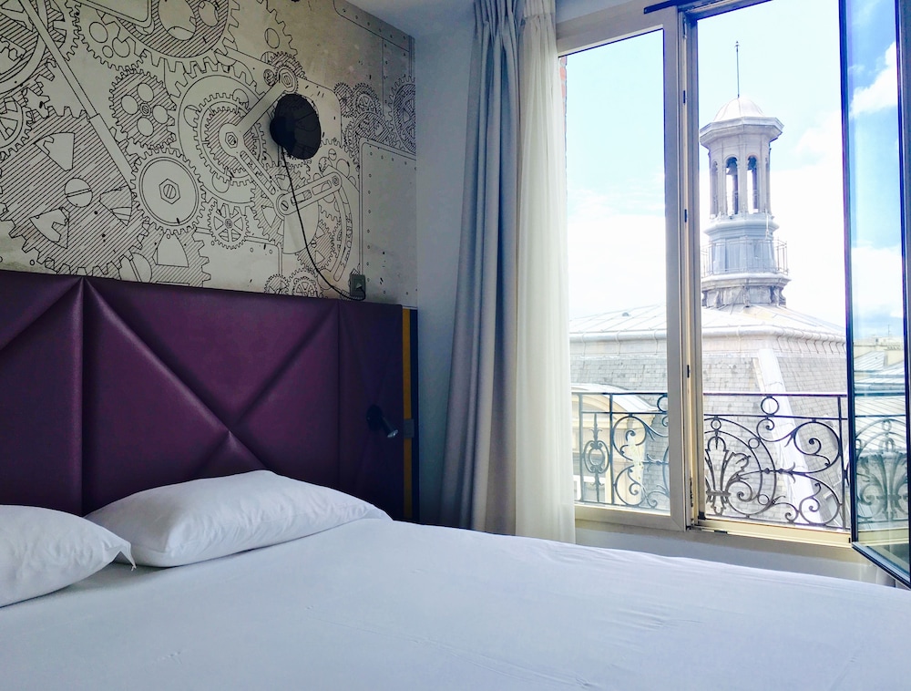 ibis Styles Paris Mairie de Clichy 18/68