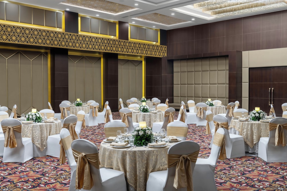 Vivanta Jamshedpur, Golmuri 41/57
