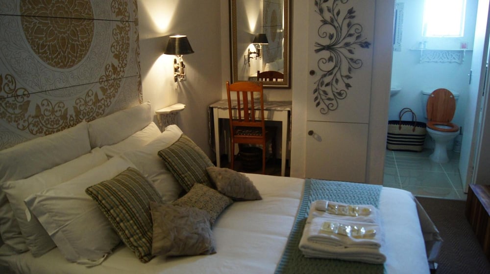 Cunningham Cottage Guest House 16/45