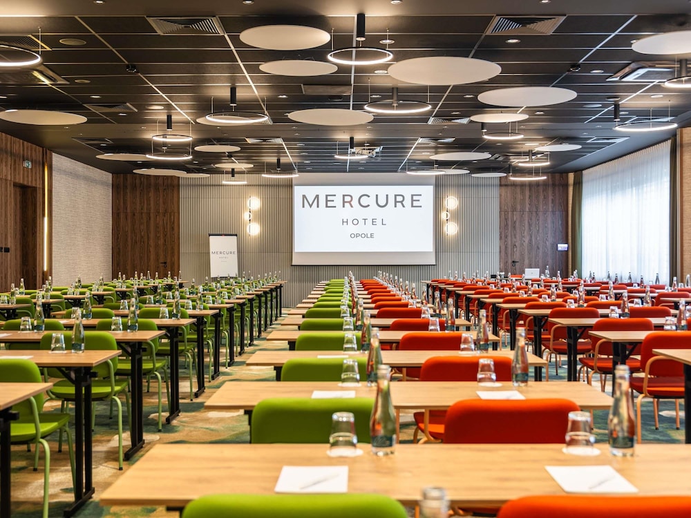 MERCURE OPOLE 43/55