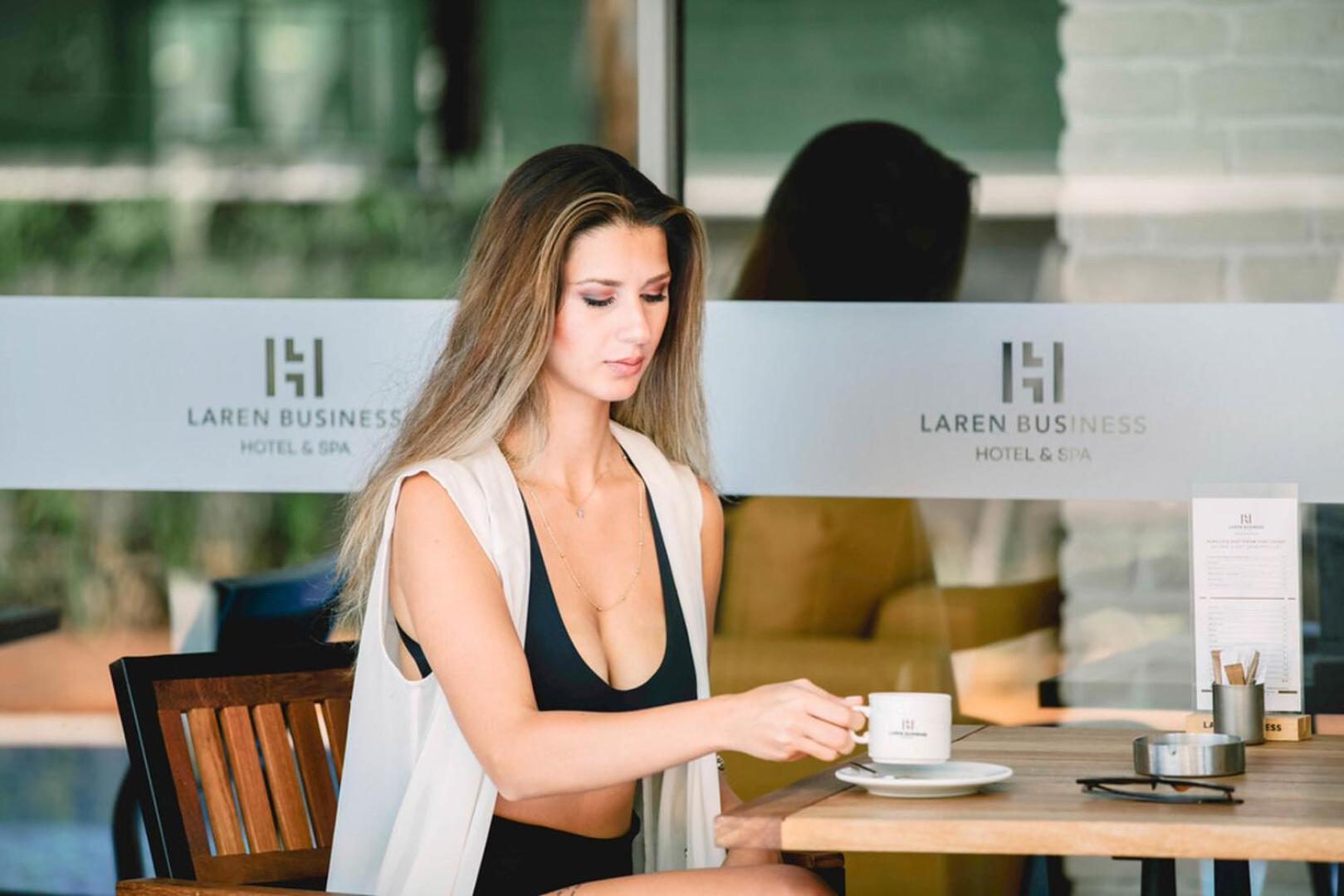 Laren Business Hotel And Spa 10/81