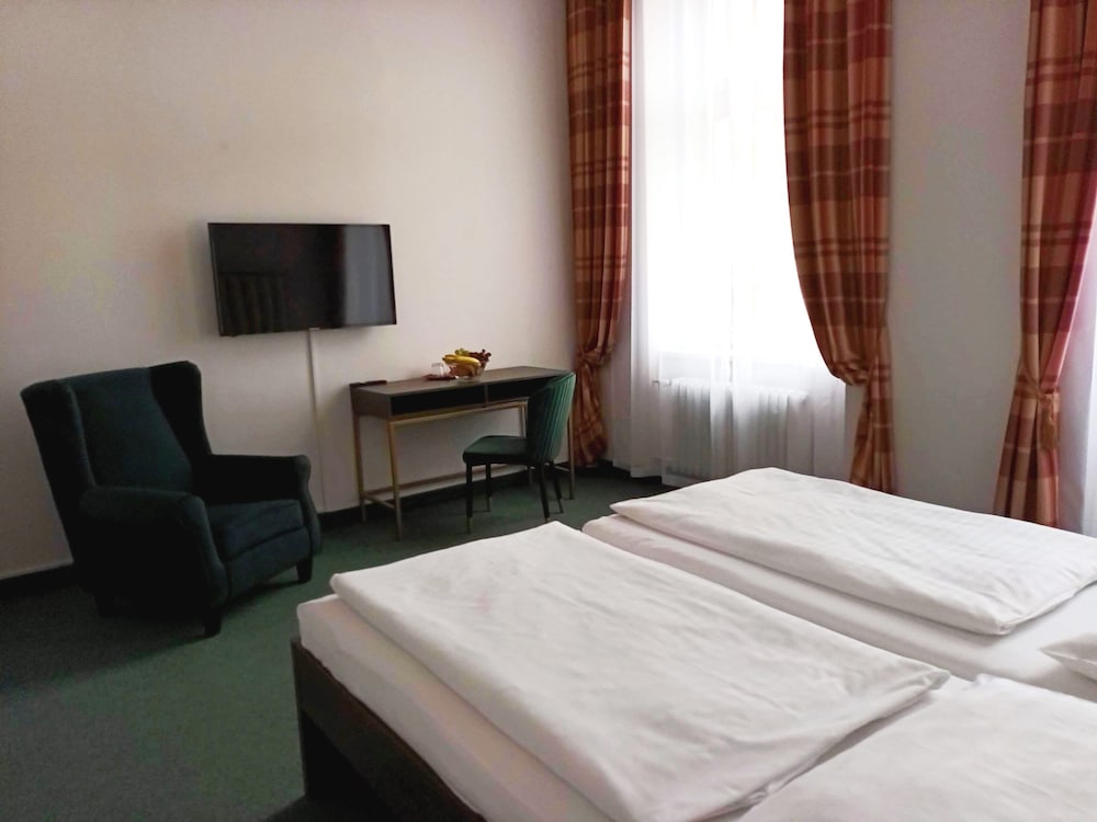 Hotel Maxim 16/39
