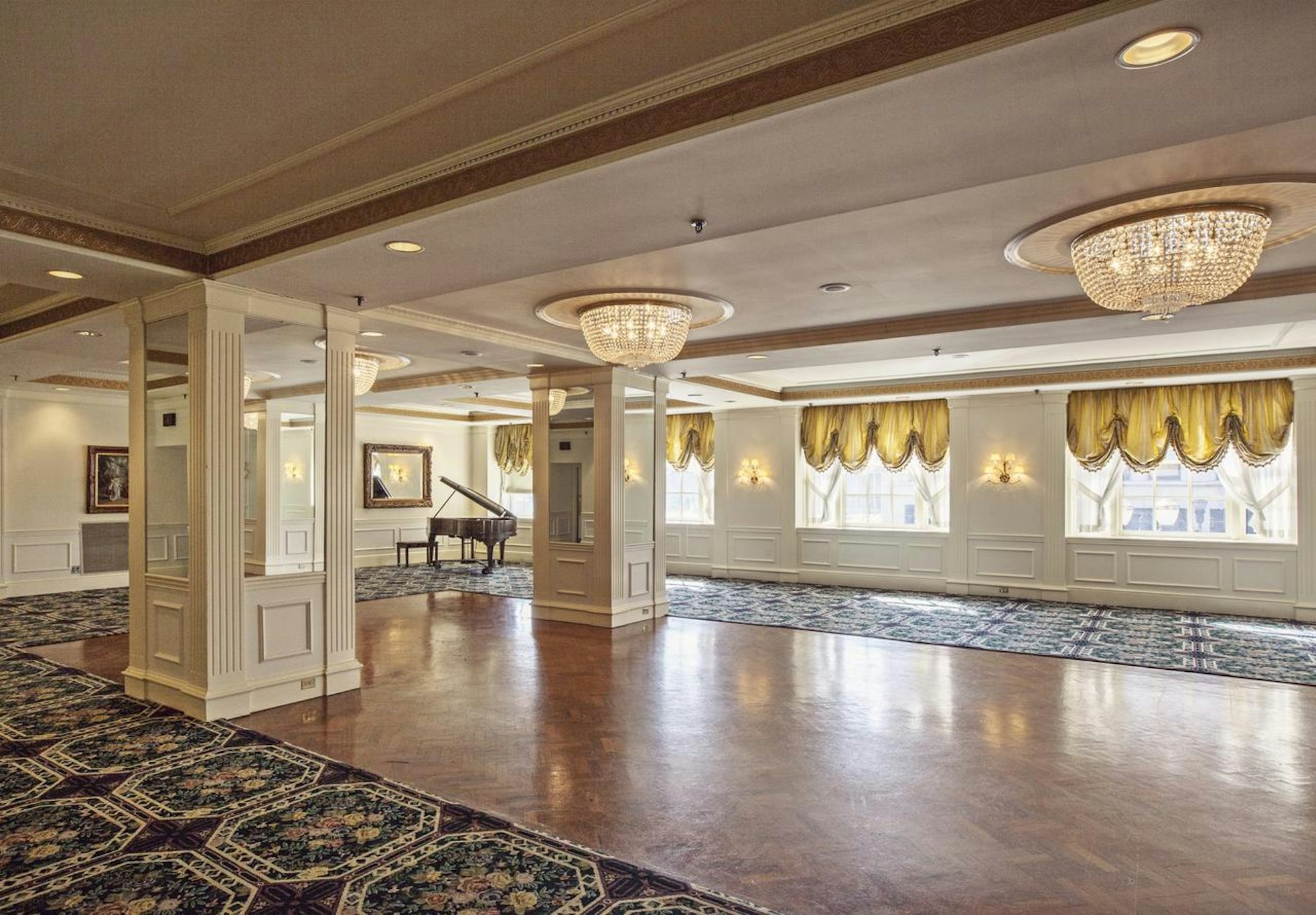 The Brown Hotel 10/61