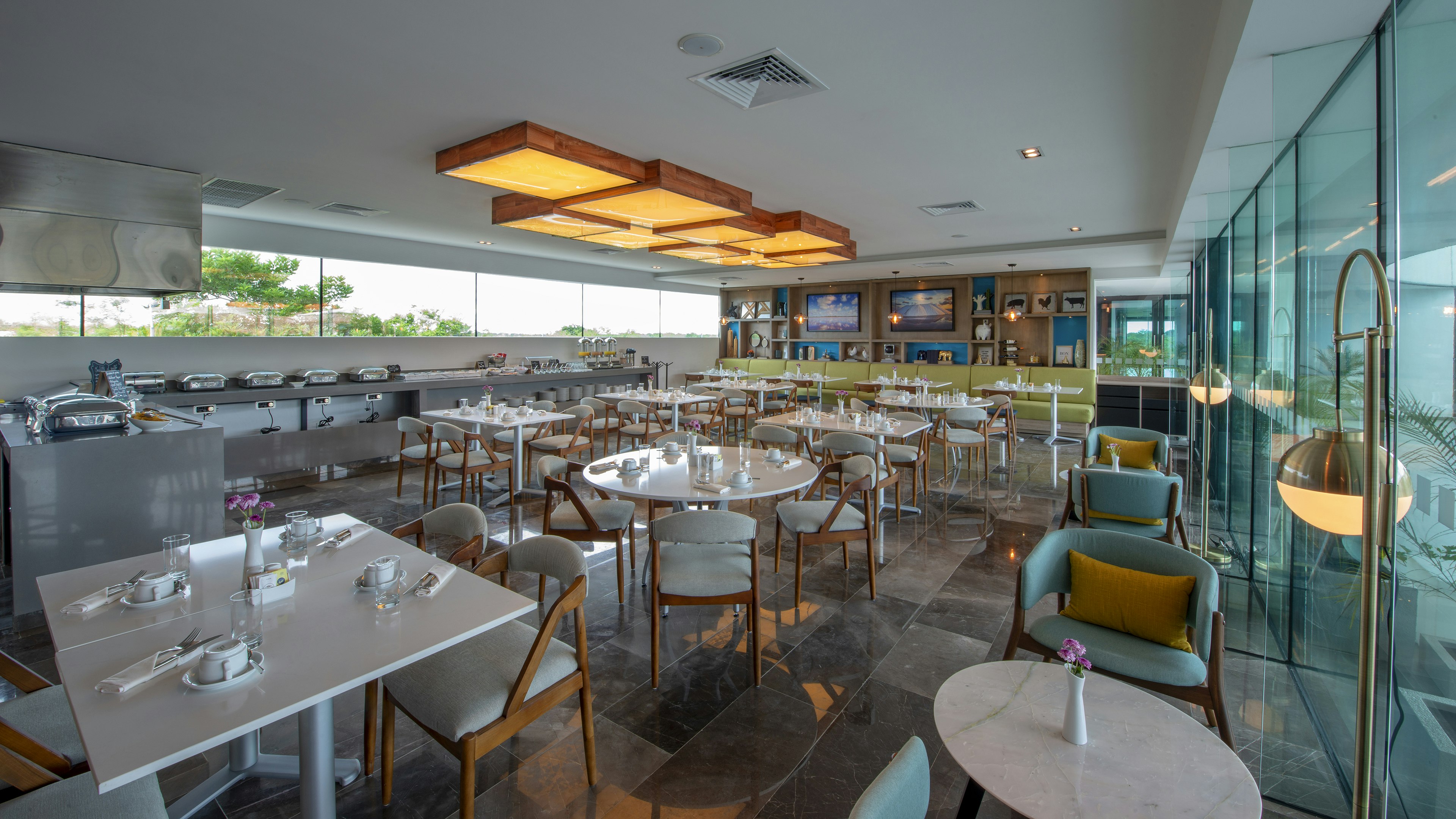 Holiday Inn and Suites Merida La Isla 17/34