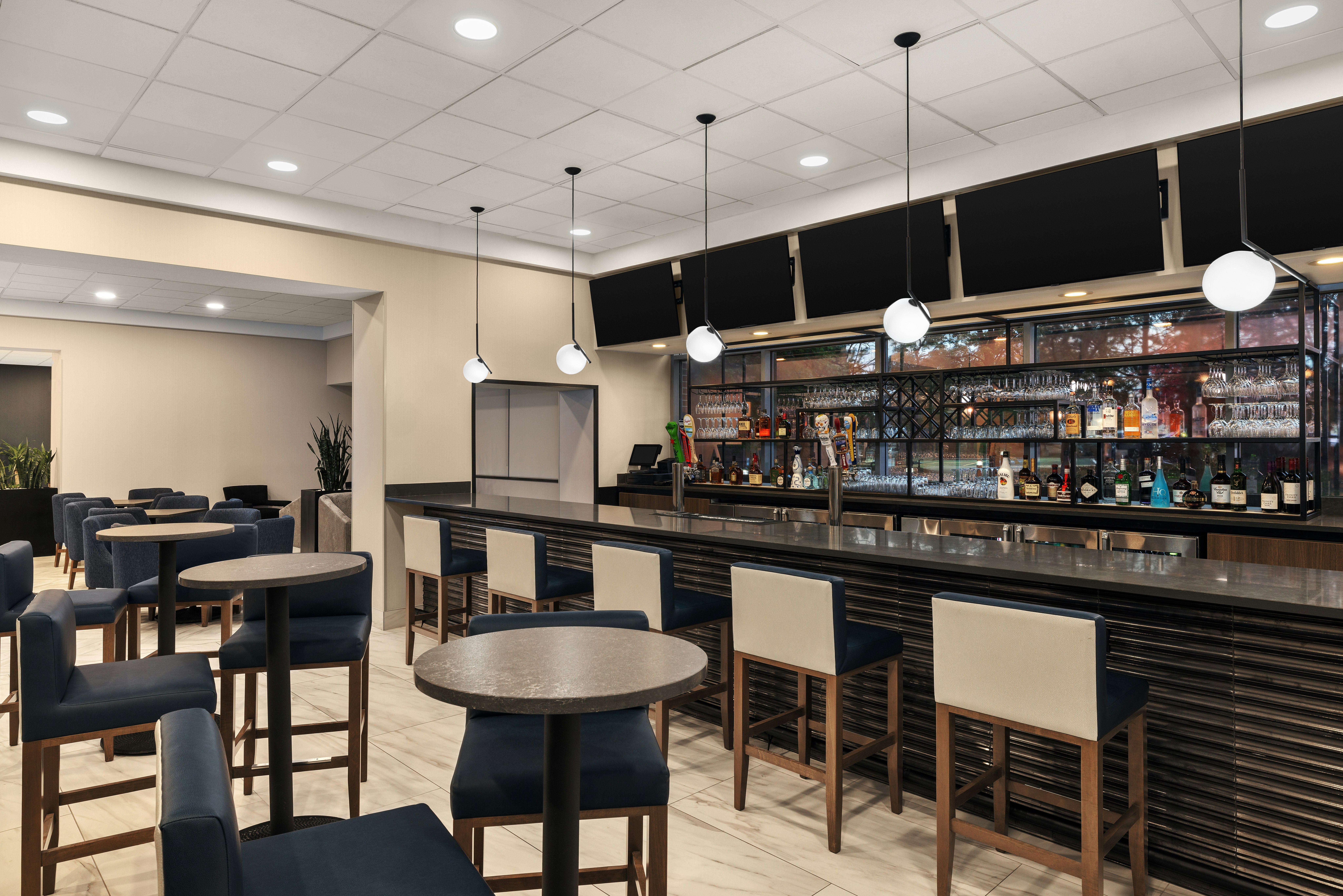 Hampton Inn and Suites Downers Grove Chicago 17/41