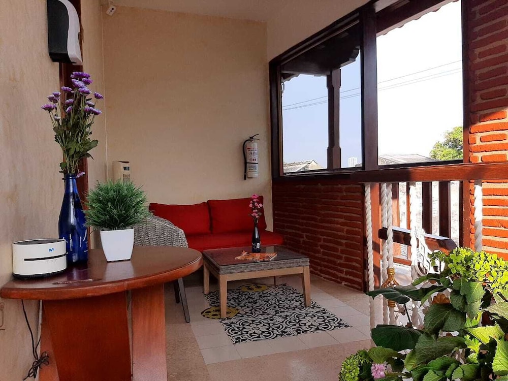 Hotel Casa Centenario 25/31