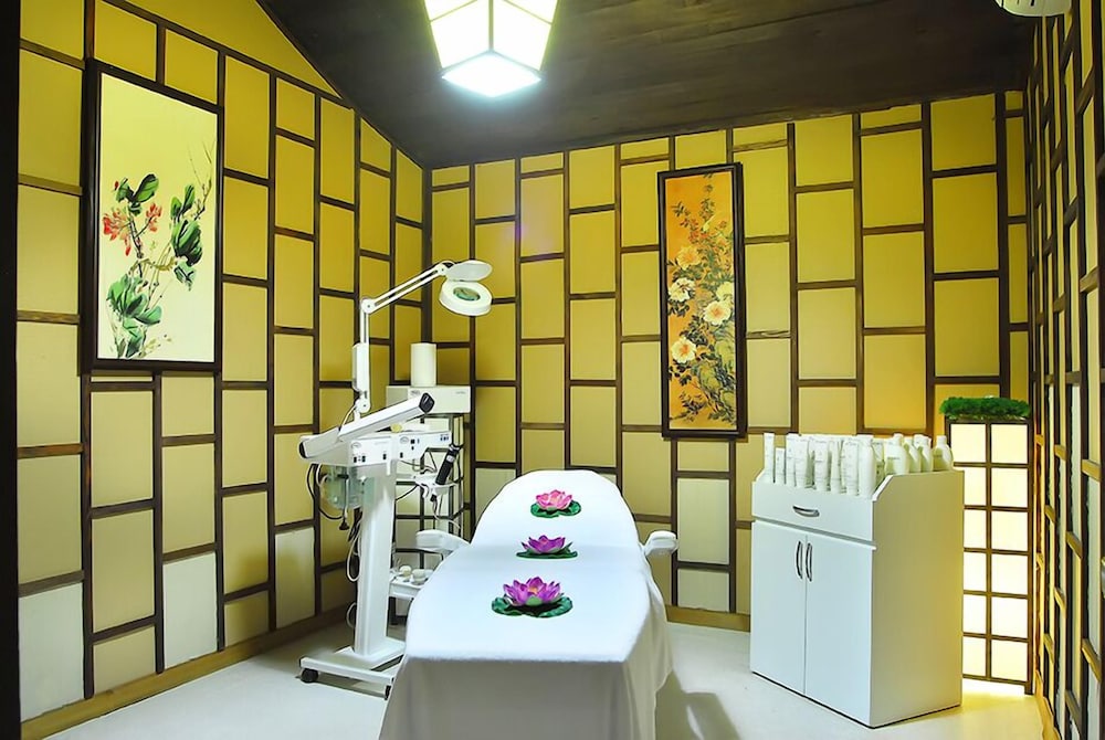 Siam Elegance Hotels and Spa 19/35