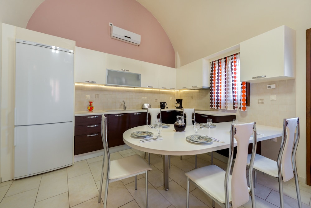 Akrotiri Apartments 22/50